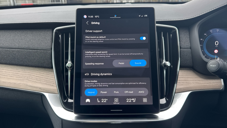 Volvo XC90 2.0 T8 PHEV Plus Dark 5dr AWD Geartronic Estate